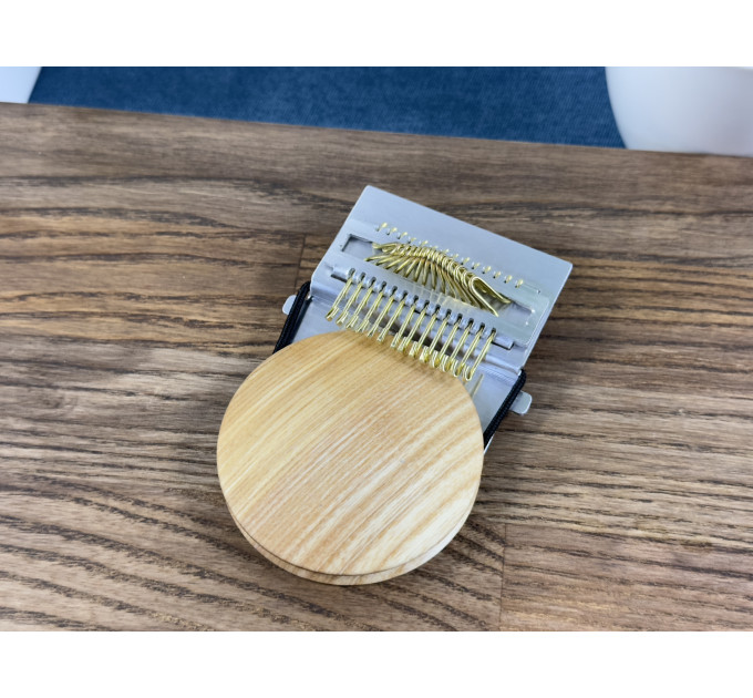 Handmade Speedweve Loom with 14 Brass Hooks & 67mm Wooden Disc