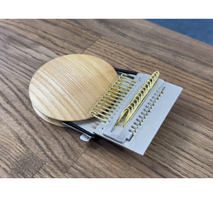Handmade Speedweve Loom with 14 Brass Hooks & 67mm Wooden Disc